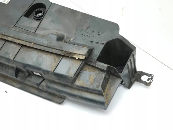 OEM 5FF805915A Tampa cinto dianteiro - Cupra OE image 8