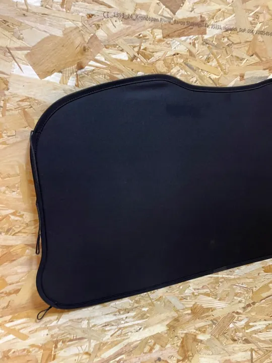 OEM 64910-0D050 Kofferbakrolplank Toyota Yaris Cross image 3