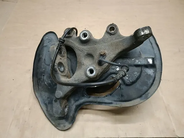 MERCEDES W204 3.0 V6 Snodo sterzo anteriore destro OEM image 2