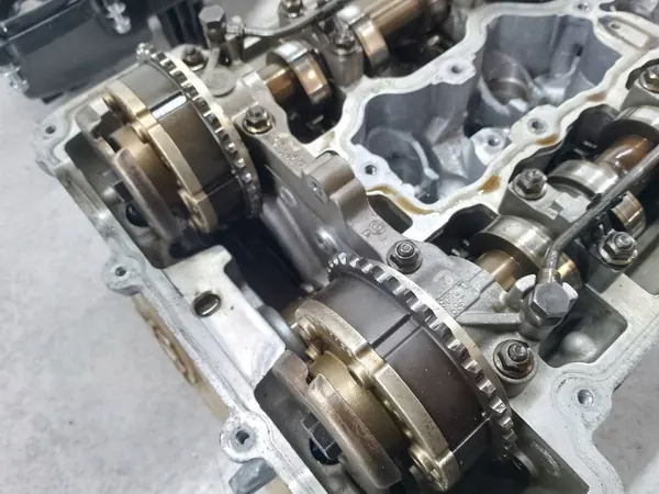 Culata BMW OEM 7559168 para Serie 1 E81 image 9