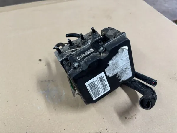 Peugeot 307 ABS-pump OEM 9653917180 - Begagnad image 3