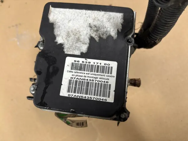 Peugeot 307 ABS-pump OEM 9653917180 - Begagnad image 5