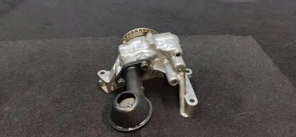 VW Öljypumppu OEM 03L115105C 1.6L diesel image 6