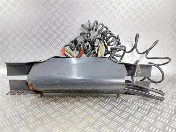 Plaque de tuyaux de remorque Scania R 440 2011 OEM 1388182 image 6