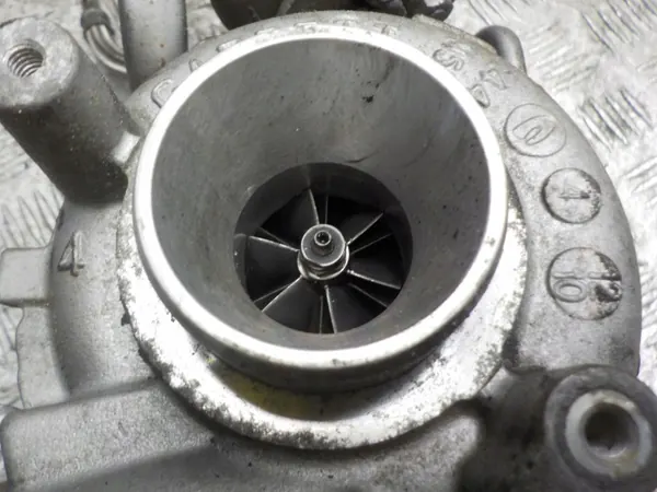 PEUGEOT 308 Turbolader OEM 9686120680 - Gebraucht image 3