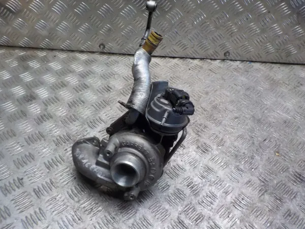 PEUGEOT 308 Turbolader OEM 9686120680 - Gebraucht image 4