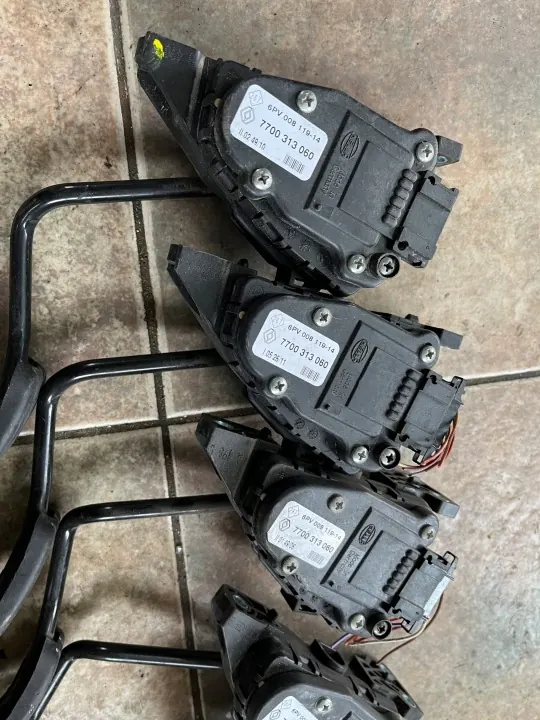 Gaspedaal OEM 7700313060 voor Traffic Vivaro Primastar image 3