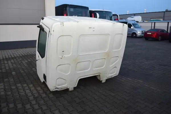 DAF LF dagcabine frame met deuren - Gebruikt OEM image 5