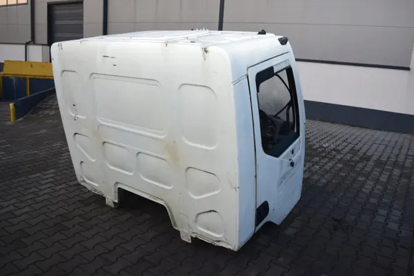 DAF LF dagcabine frame met deuren - Gebruikt OEM image 6
