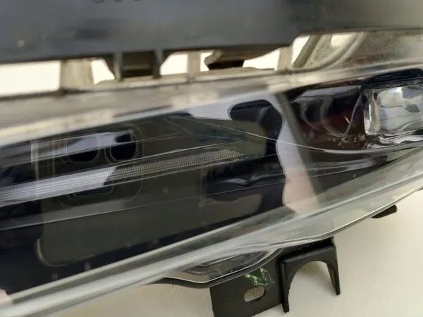Tesla Model 3/Y DRL Halogéneo LED Esquerdo Dianteiro OEM 1507932-00-C image 6