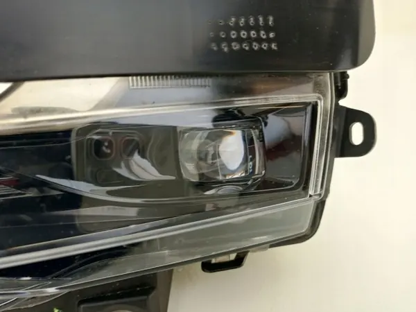 Tesla Model 3/Y DRL Halogéneo LED Esquerdo Dianteiro OEM 1507932-00-C image 7