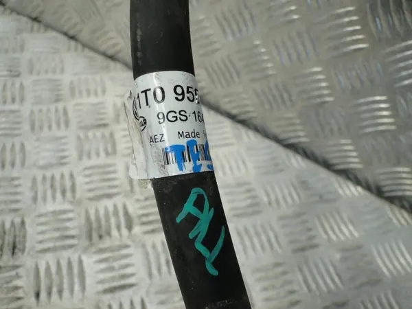 Ajovalopesuputki OEM 1T0955970C VW Touranille image 3