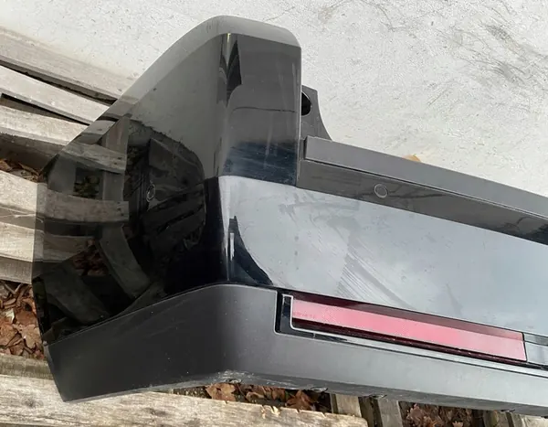 O2 Cadillac Escalade IV 2014 Paraurti posteriore 102525826 GBA image 2