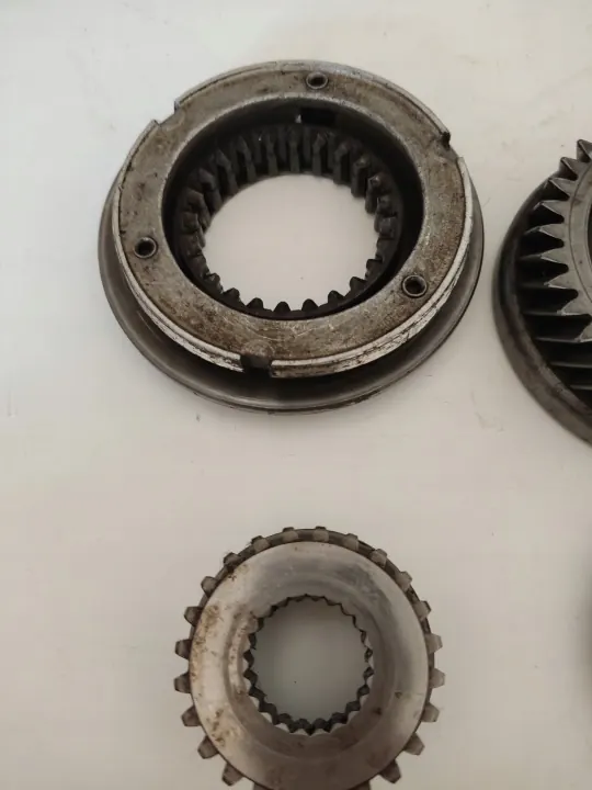 Roda 5ª marcha OEM 234406 233319 Peugeot Citroen image 3