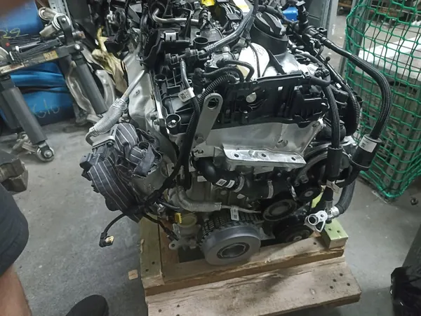 Komplett bränsleinsprutningssystem BMW F40 M135i F44 M235i image 7