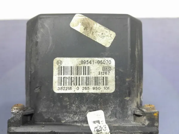 Toyota ABS-pumppu OEM 44540-05030 Avensis II 2.0:lle image 5