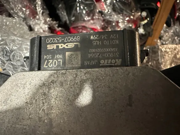 Lexus Wandler 89907-53020 L027 Linke Seite image 5