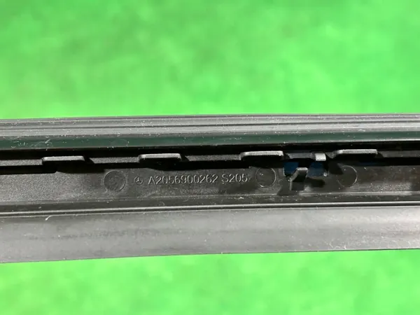 Mercedes dakrechts OEM A2056900262 Gebruikt image 10