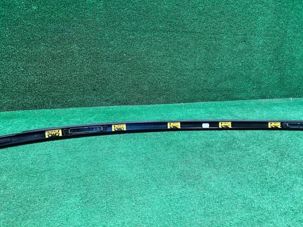 Mercedes dakrechts OEM A2056900262 Gebruikt image 8