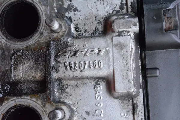 Cabeça Motor OEM 55207460 para Opel Zafira B 1.9 CDTI image 3