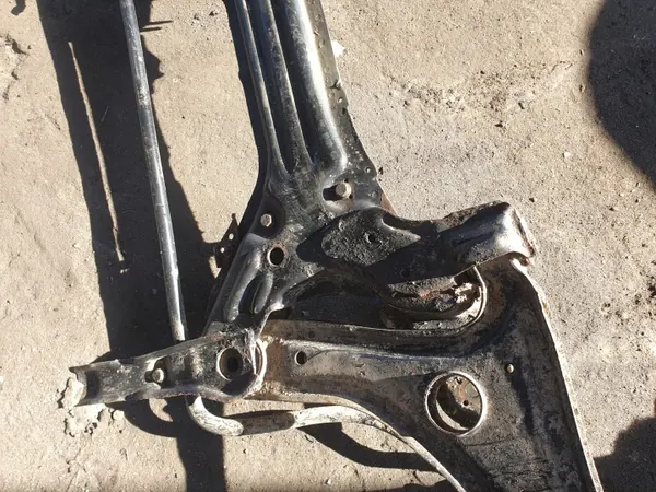 Framfjädringsbalk OEM sanki belka zawieszenia przód image 3