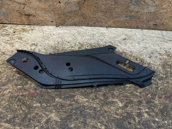 Volvo XC90 Fram-höger säkerhetsbältslock OEM 31442734 image 3
