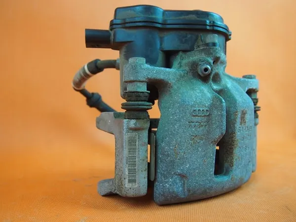 Audi A5 8T Takajarrusatula 300mm OEM 8k0615406ae image 3