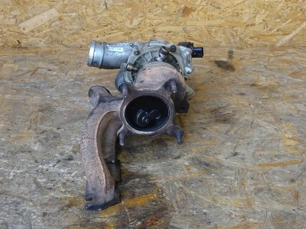 A3 8P GOLF VI GTI 2.0 TFSI Turbo 06J145701T image 4