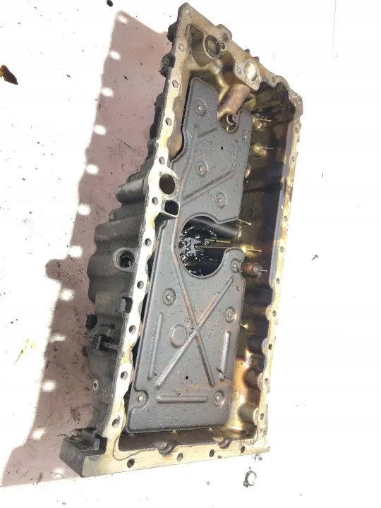 Volvo Oliepan OEM 31216298 voor 2.5T motor image 4