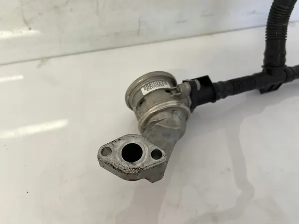 AUDI A6 C7 EGR-VENTTIILI VASEN + OIKEA 06E131101D 06E131102D image 3