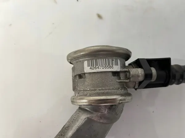 AUDI A6 C7 EGR-VENTTIILI VASEN + OIKEA 06E131101D 06E131102D image 4