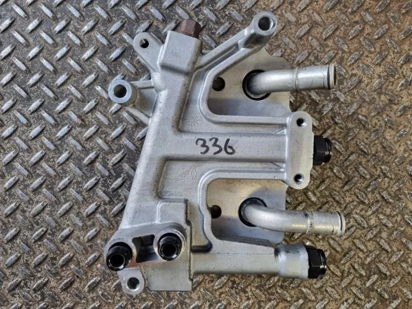 Refroidisseur huile boîte OEM 68463479AA pour Ram 1500 image 2