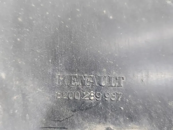 Right Front Wheel Arch Renault Clio III OEM 8200289937 image 3