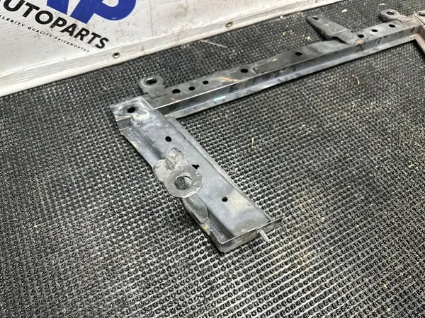 Cadre Renault Clio IV 215458251R image 2