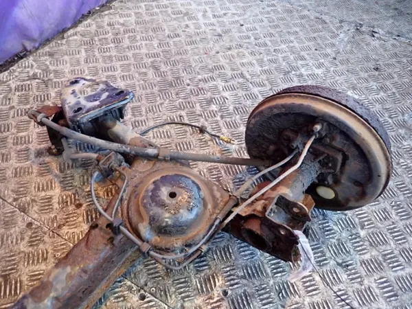 Fiat Albea 04-12 Viga Eje Trasero OEM Zawada-379218- image 3