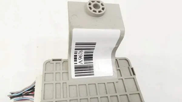 Módulo de confort Mazda CX-7 2007 2.3L EG2467560F image 3