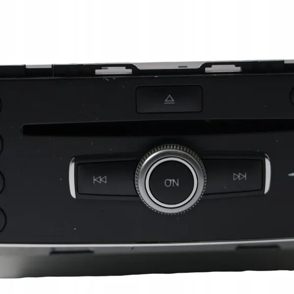 Mercedes Radion Ohjauspaneeli OEM A2049060401 image 4