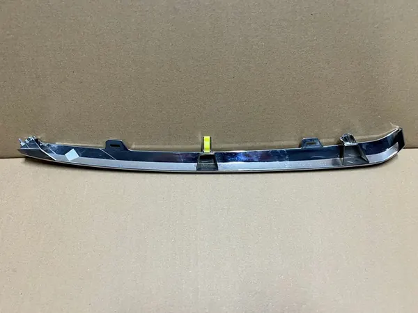 Vänster Kromlist Framskärmar MAZDA 6 18+ OE image 4