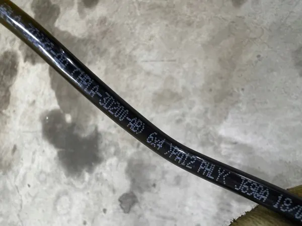 Tuyau Suspension Pneumatique OEM HPLA-3D200-AB image 3