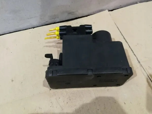 Central låspump OEM för Mercedes W201 190E image 3