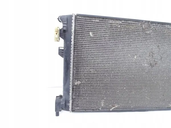 Radiateur d'eau d'occasion OEM 5Q0121251FA pour VW Golf VII image 3