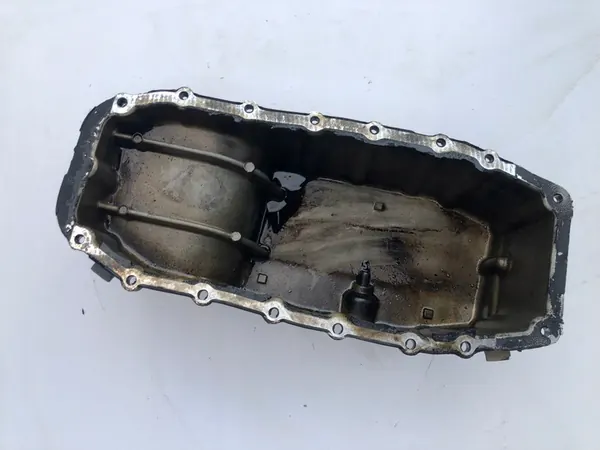 Oljepanna FIAT DOBLO 500 BRAVO PANDA PUNTO 1.4 image 2