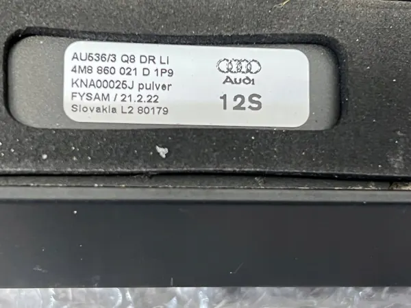 Audi Q8 kattotankit OEM 4M8860022D 4M8860021D image 4