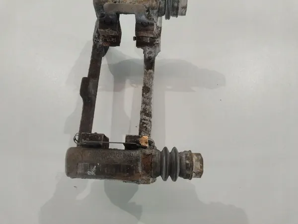 Audi A4 S4 B8 2011 Molas de freio traseiro OEM 3C0615125 image 2