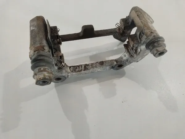 Audi A4 S4 B8 2011 Molas de freio traseiro OEM 3C0615125 image 4