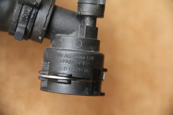 AUDI OE TERMOSTAT 7E0820295B image 3