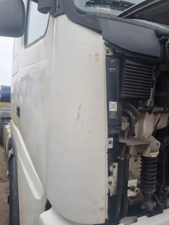 SPOILER OWIEWKA VOLVO FH 12-16 Para-choque Direito image 2