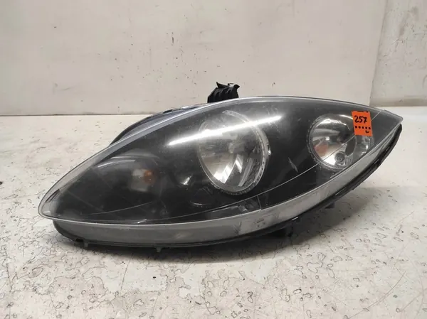 SEAT ALTEA 04- Farol Esquerdo 5P1941005D image 2