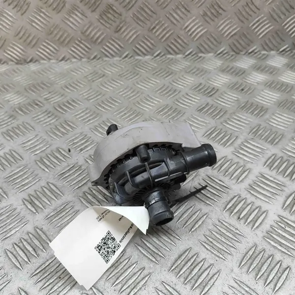 Vattencirkulationspump Audi Q4 Sportback e-tron 2023 image 3