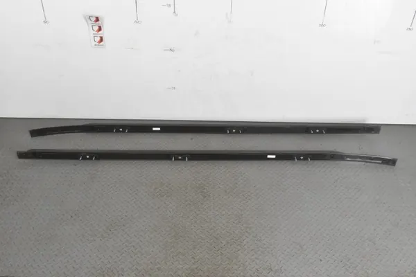 OEM L8BM-550A62-AB Dachreling-Satz für Land Rover Defender image 6